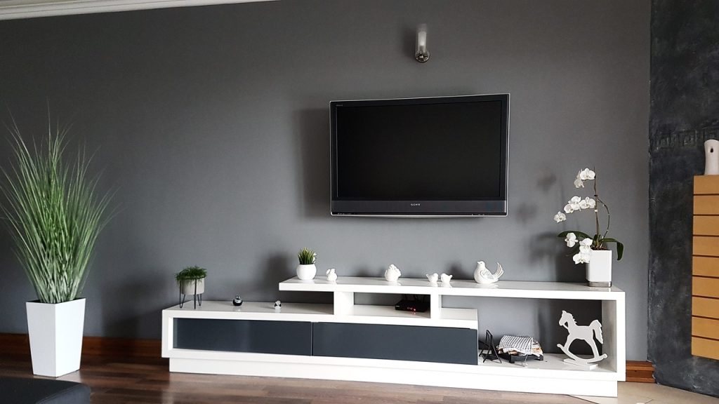 Czym czyścić ekran telewizora